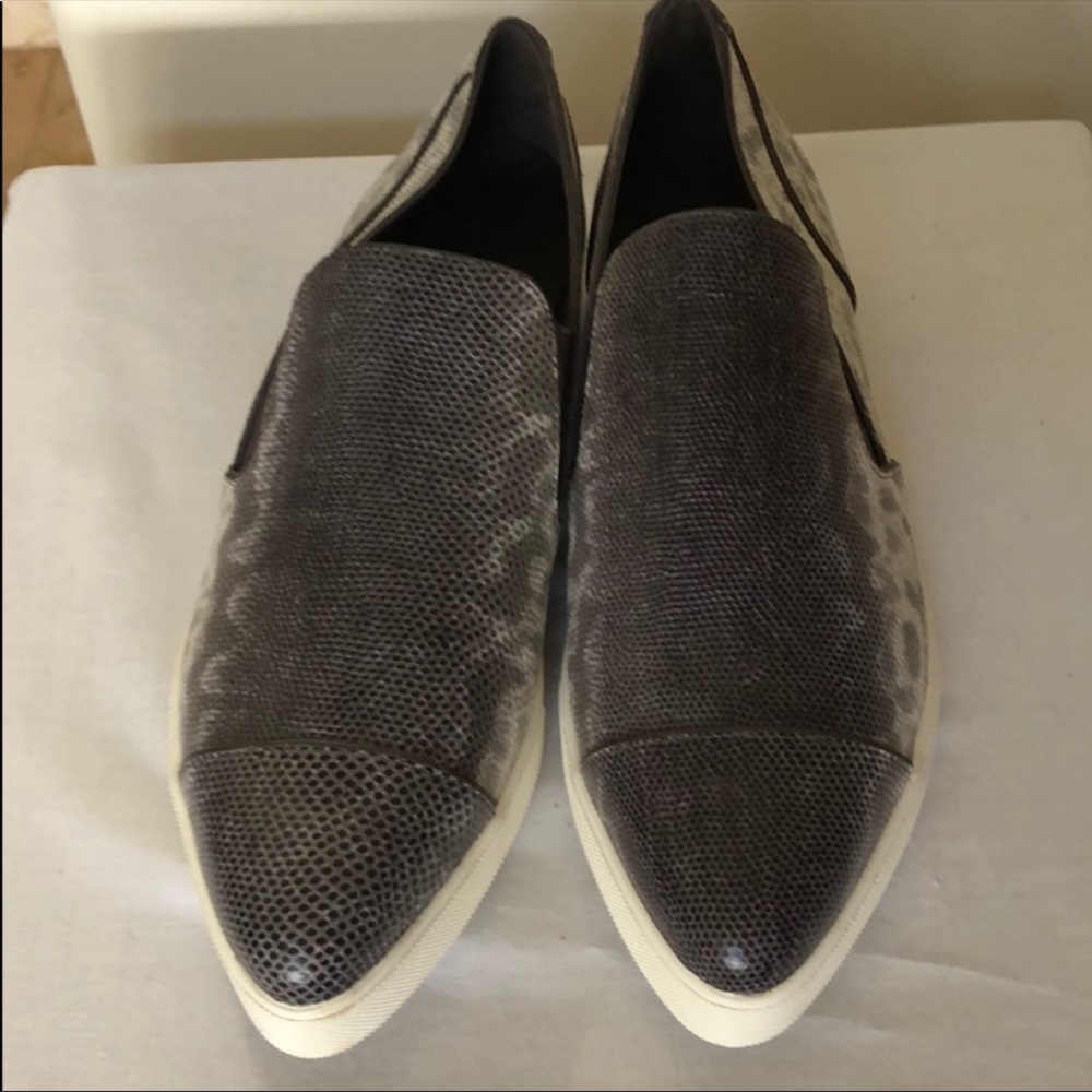 VINCE Paeyre Embossed Leather Sneakers Shoes